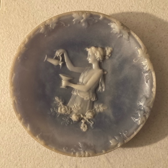 Small Plate - Picture 2 of 3